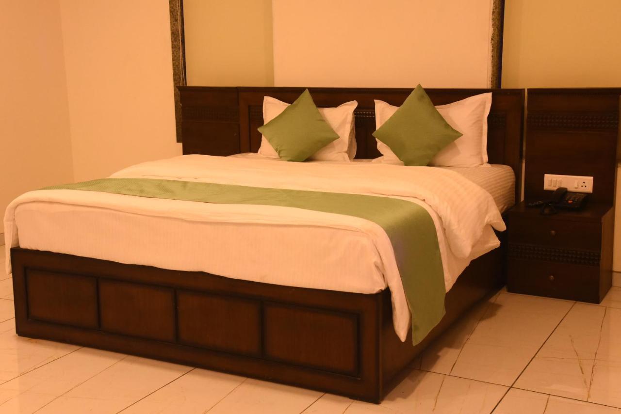 Vits Excellensea Karde Beach Dāpoli Exterior foto